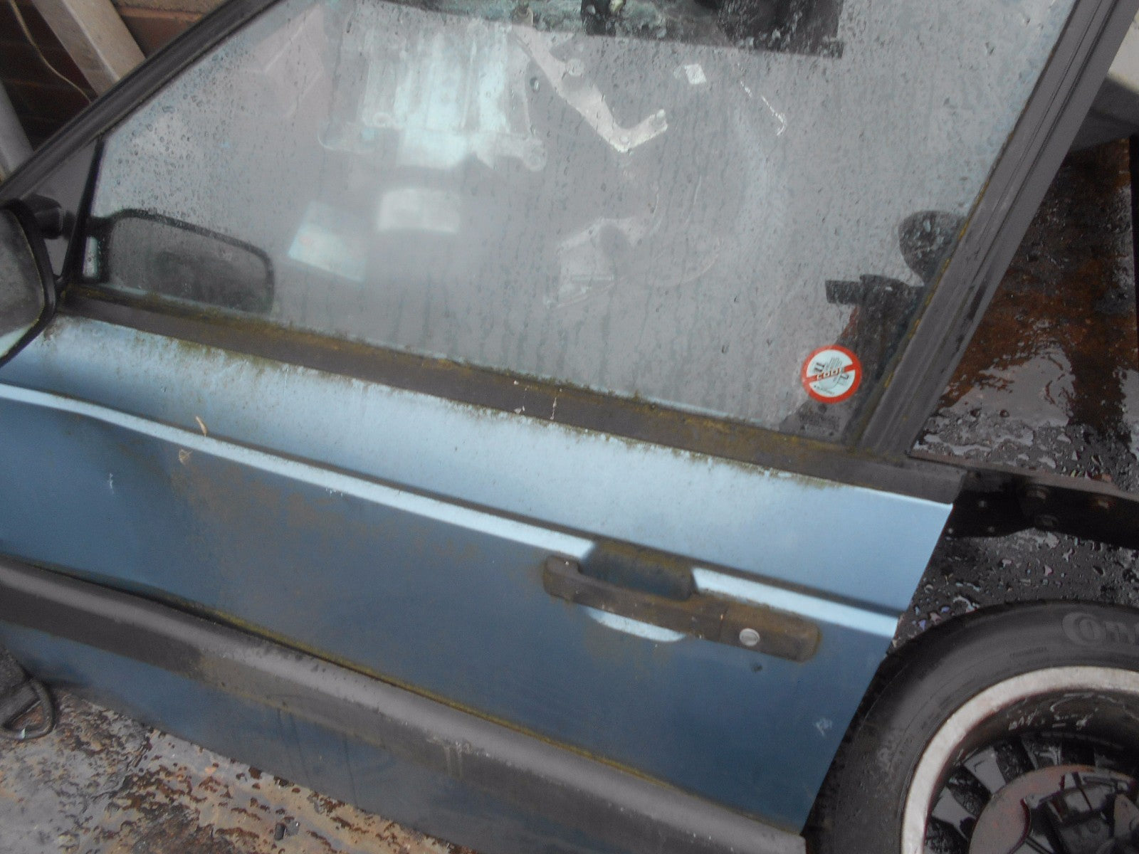 VOLKSWAGEN VW PASSAT B3 (MK3) 1990 NSF PASSENGER SIDE FRONT COMPLETE DOOR BLUE