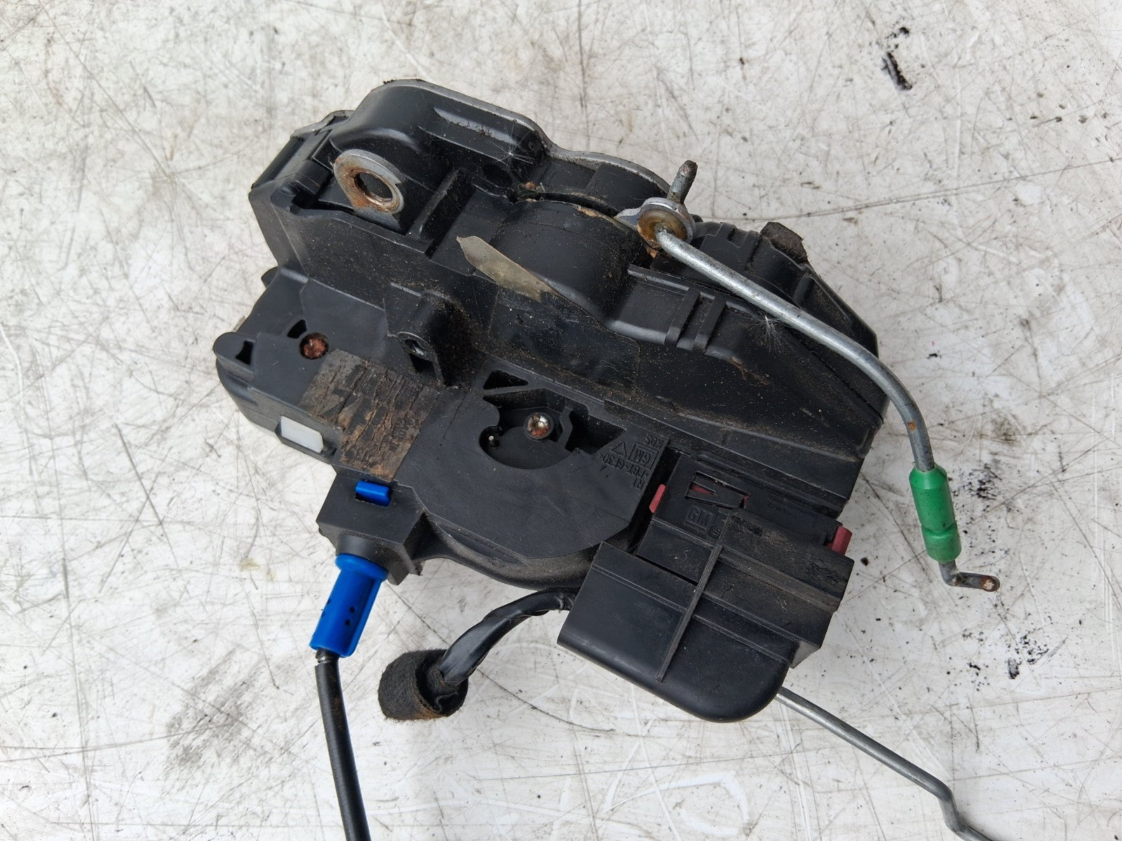 2013 VAUXHALL ASTRA J OSF DRIVER SIDE FRONT RIGHT DOOR LOCK MECHANISM 3023880