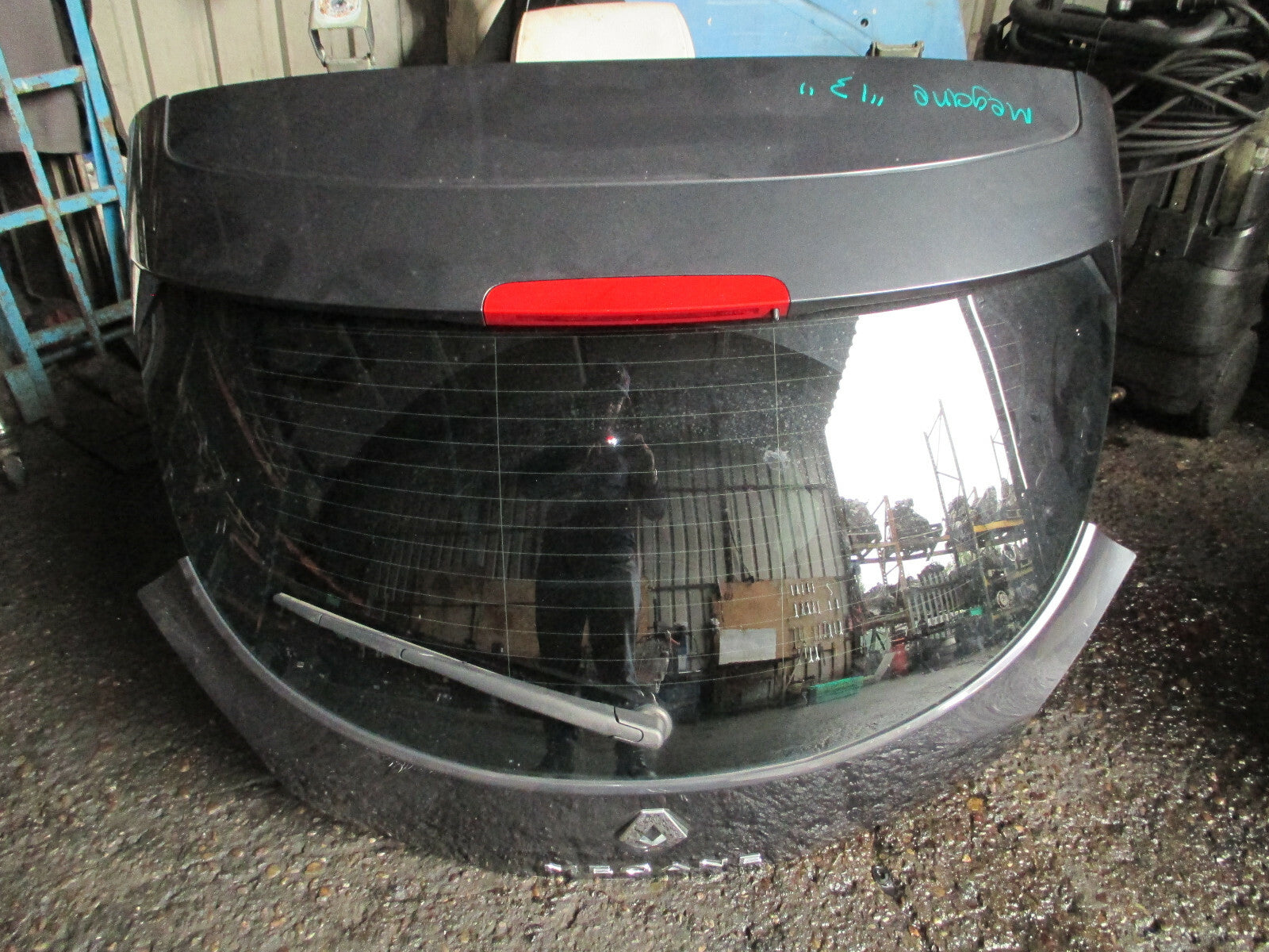 RENAULT MEGANE MK3 2013 REAR COMPLETE TAILGATE BOOTLID GRIS ECLIPSE