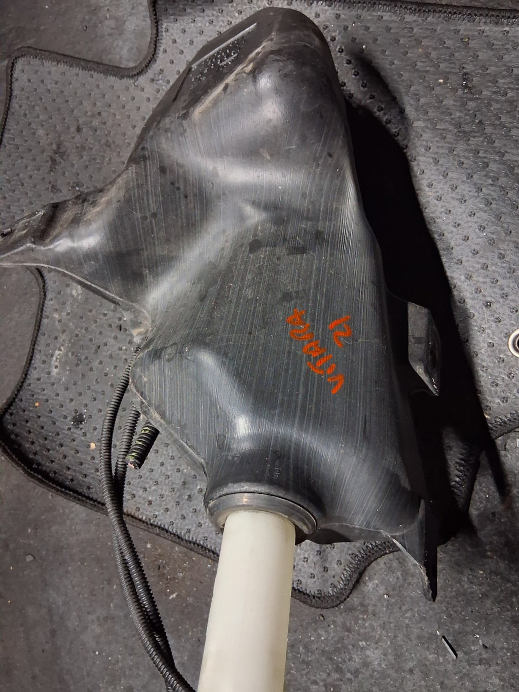 2018 VAUXHALL ZAFIRA C FRONT WINDSCREEN WASHER BOTTLE RESERVOIR 13260579