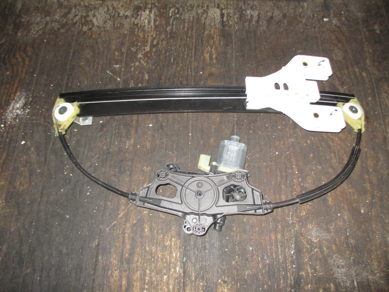 AUDI A4 2016 8W B9 POWER WINDOW MOTOR RIGHT REAR 1021C28050105