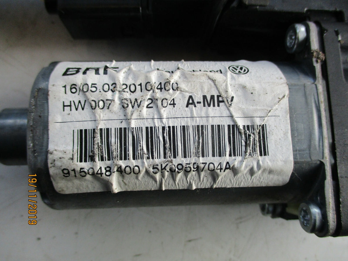 VW VOLKSWAGEN TOURAN 2009 OSR DRIVER SIDE REAR WINDOW MOTOR ONLY 5K0959704A