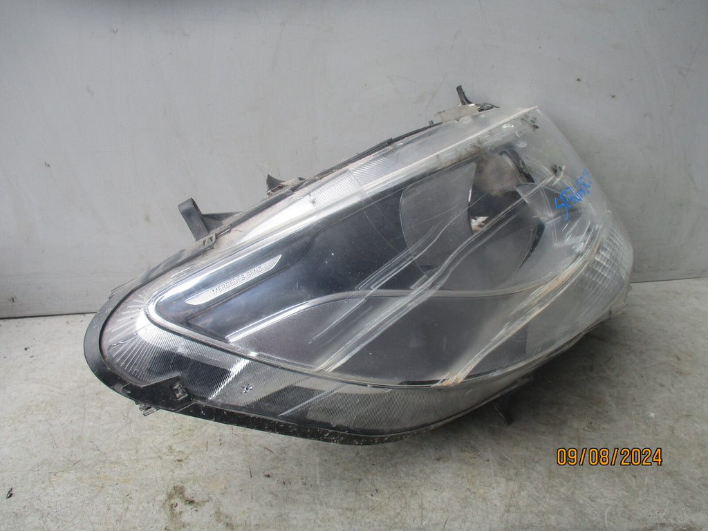 2020 MERCEDES BENZ SPRINTER W907 OSF DRIVER SIDE FRONT HEADLIGHT A9109060300