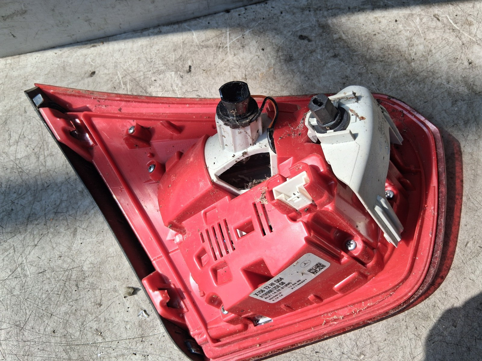 MERCEDES BENZ CLA 2014 OSR DRIVER SIDE REAR RIGHT INNER TAIL LIGHT A1569061258