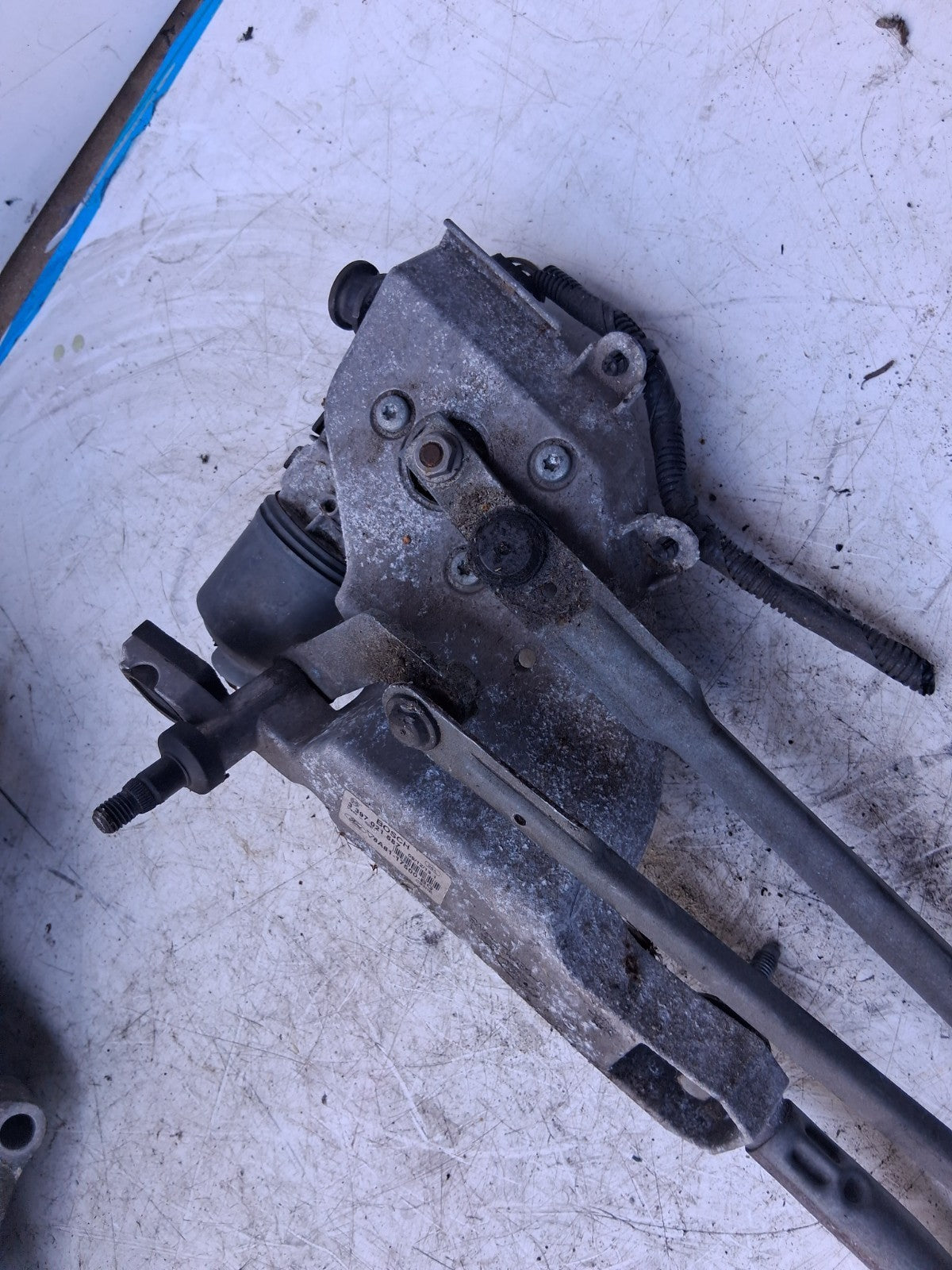 2014 FORD FIESTA MK7 FRONT WINDSCREEN WIPER MOTOR LINKAGE 8A6117B571BB