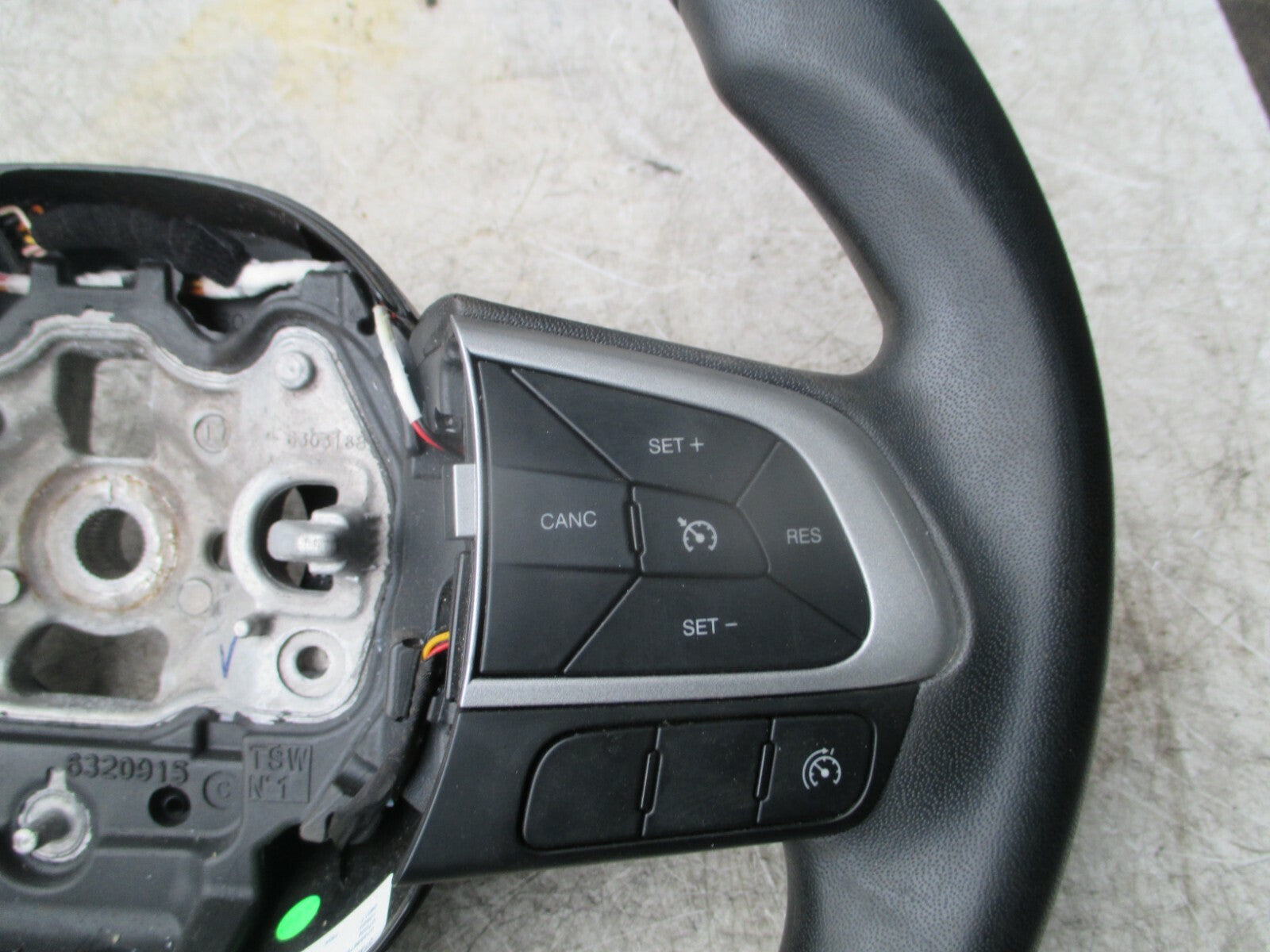 FIAT TIPO 2017 MK2 MULTIFUNCTIONAL STEERING WHEEL