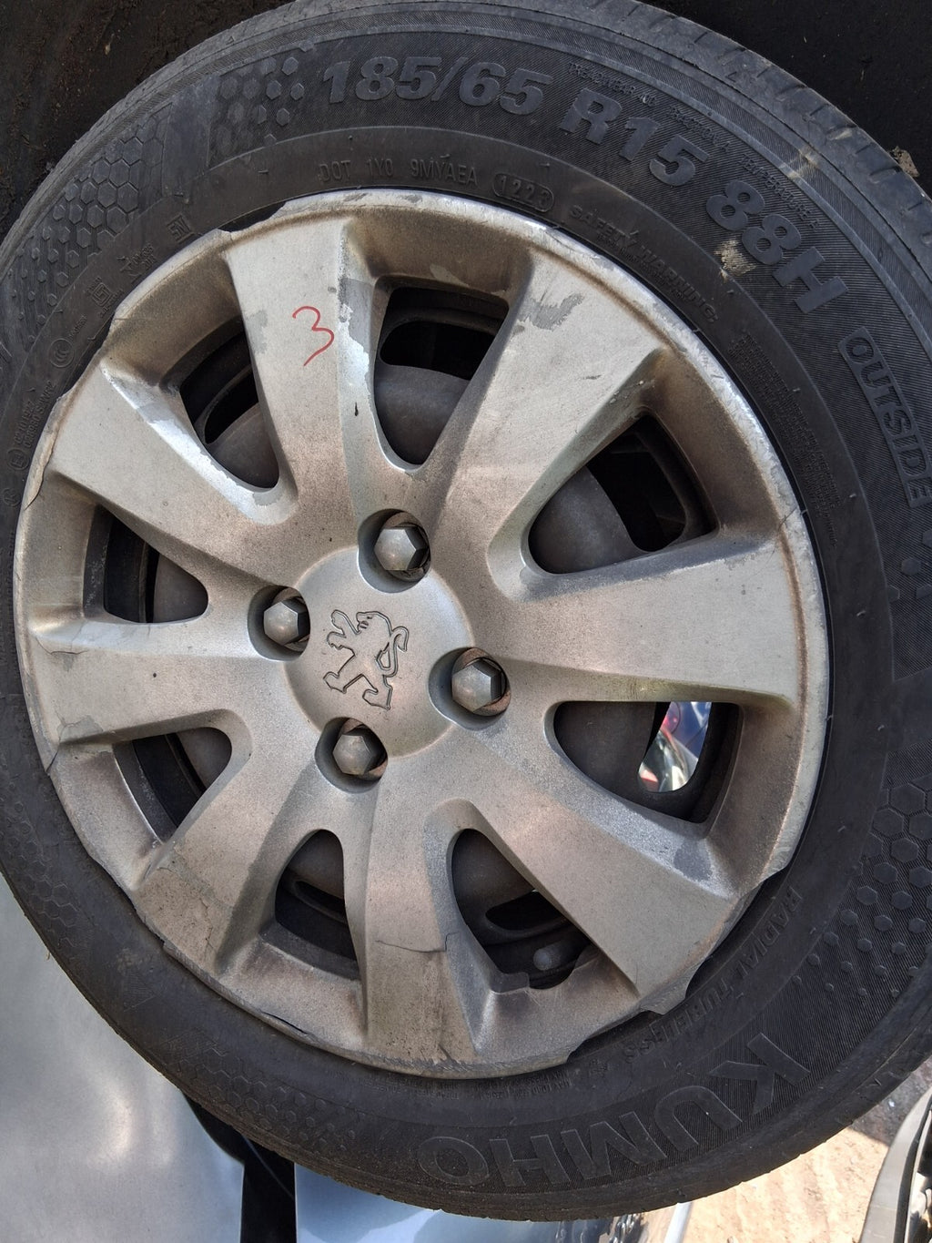 2009 PEUGEOT 207 15 INCH STEEL WHEEL WITH WHEEL CUP COVER TYRE 185/65R15
