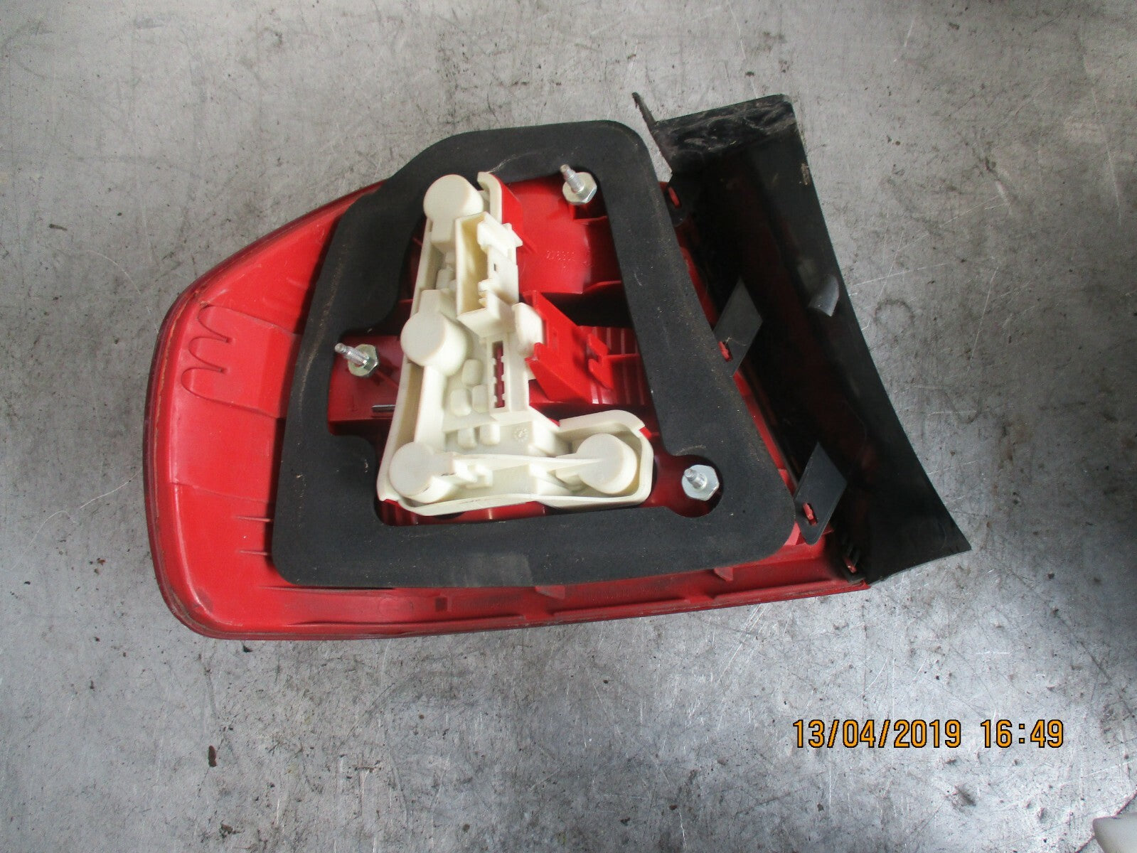 BMW 3 SERIES E90 OSR DRIVER SIDE REAR LIGHT TAIL LIGHT 6937458