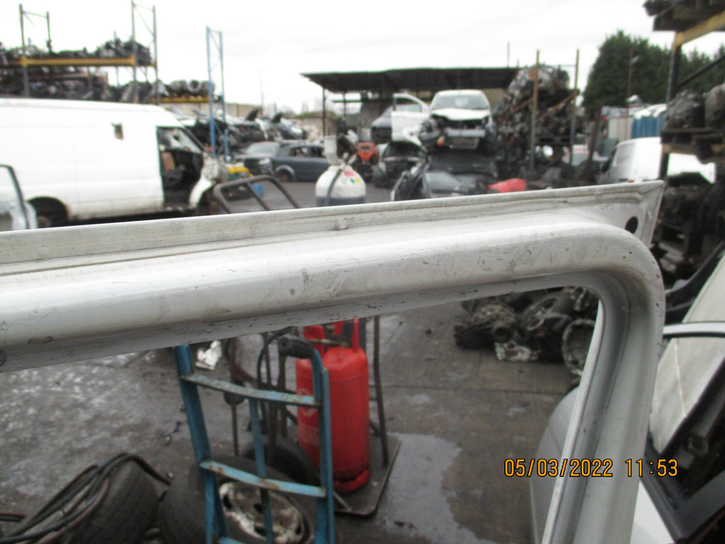 FORD TRANSIT 2009 MK7 OSF FRONT DRIVER SIDE COMPLETE DOOR WHITE