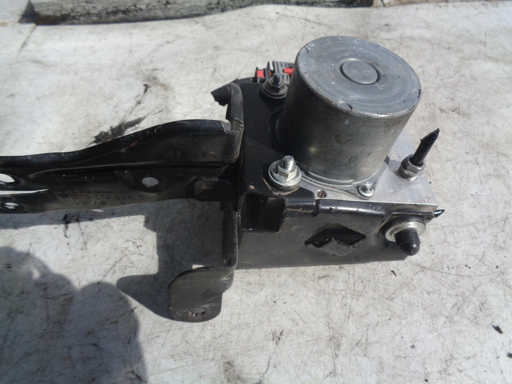 SKODA FABIA 2018 MK3 NJ 1.0 PETROL ABS BRAKE PUMP 6C0907379R