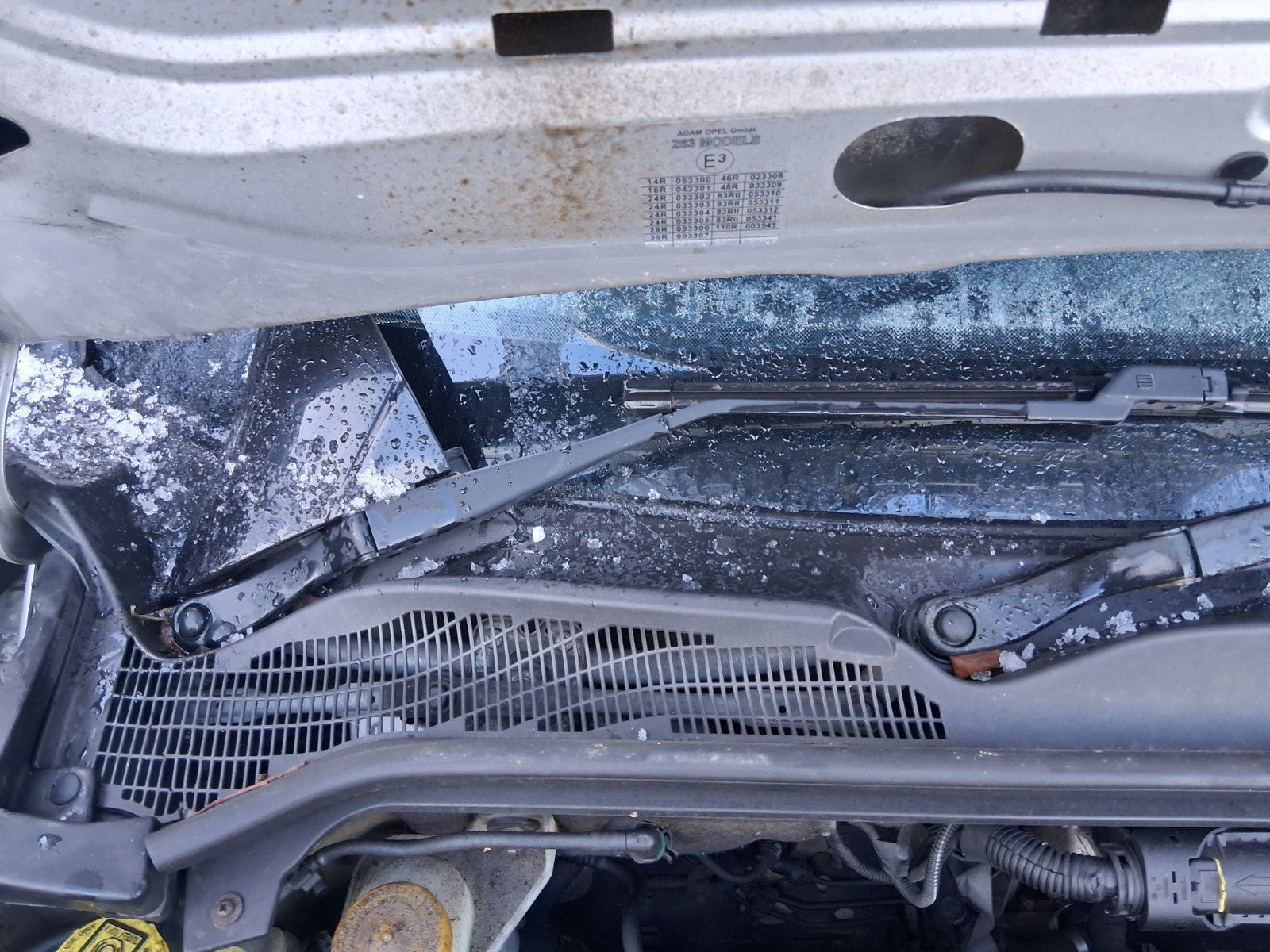 2015 VAUXHALL COMBO D FRONT WINDSCREEN WIPER MOTOR & LINKAGE