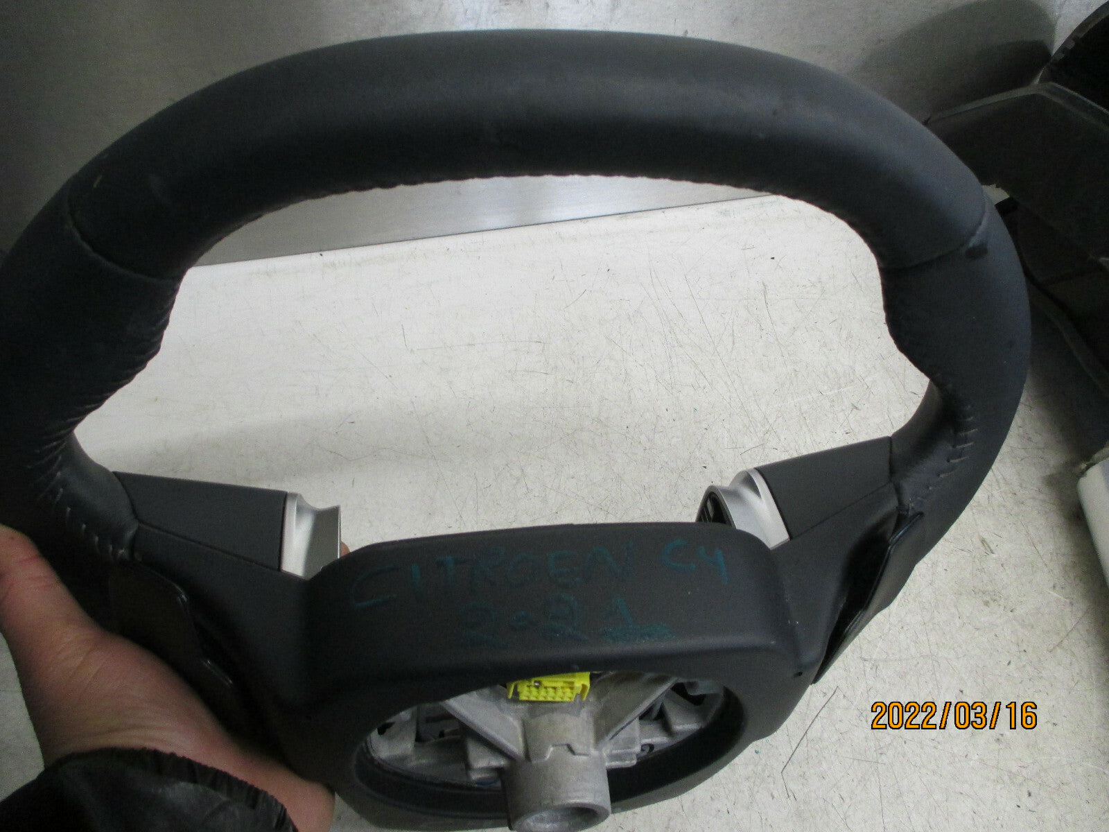 CITROEN C4 MK3 2021 3 SPOKE MULTIFUNCTION LEATHER STEERING WHEEL 98406912ZD