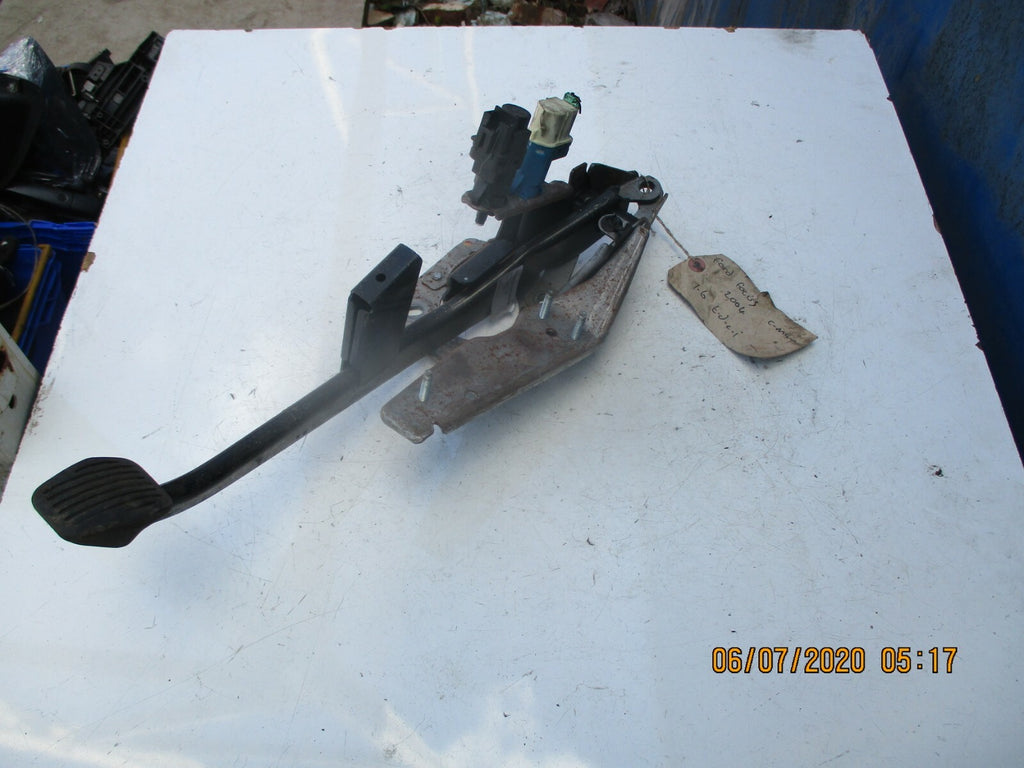 FORD FOCUS C MAX 2004 MANUAL FOOT BRAKE PEDAL ASSEMBLY UNIT 3M51-2467-CG