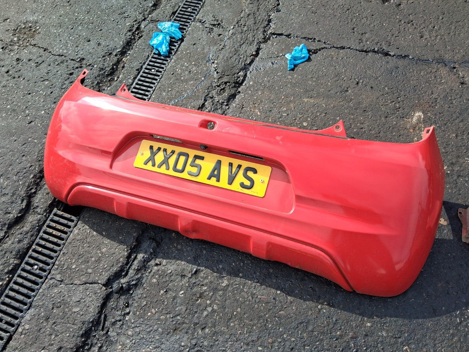 2016 PEUGEOT 108 3 DOOR MK2 COMPLETE REAR BUMPER RED