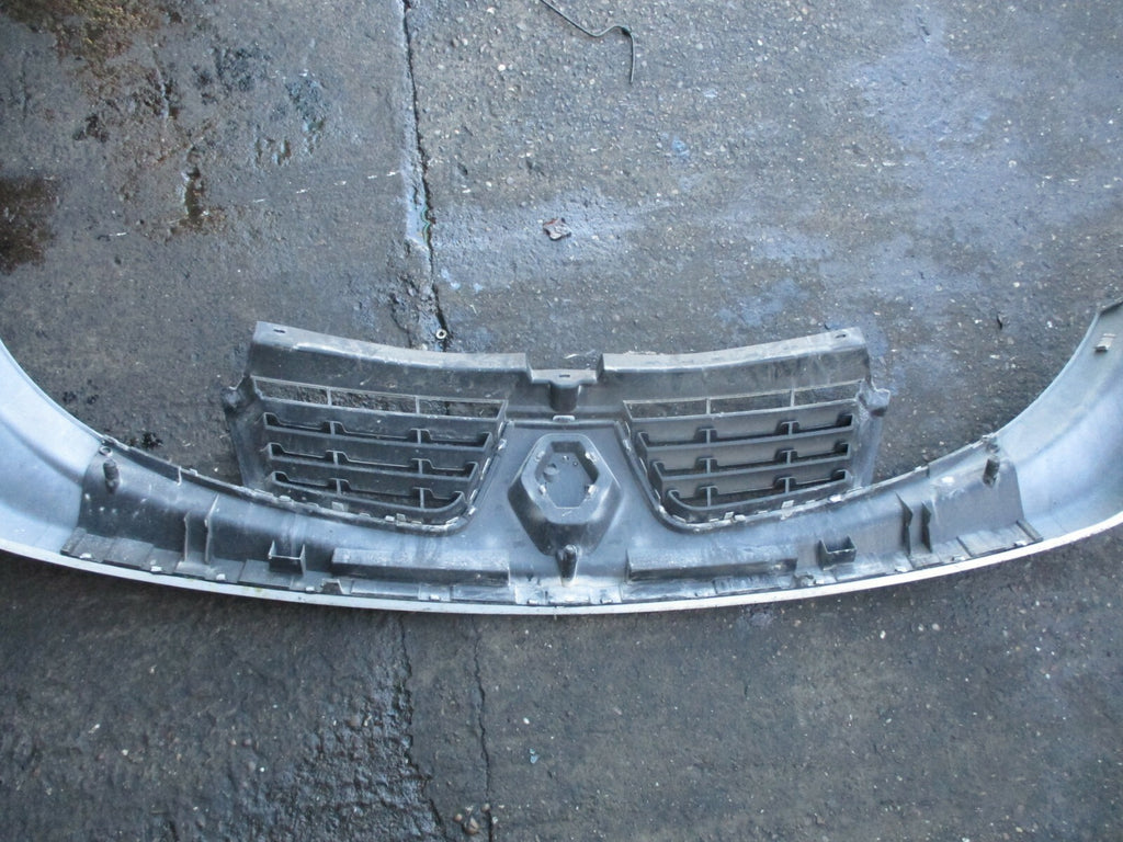 RENAULT TRAFIC MK2 FACELIFT 2014 FRONT BUMPER GRILL TRIM PANEL IN WHITE