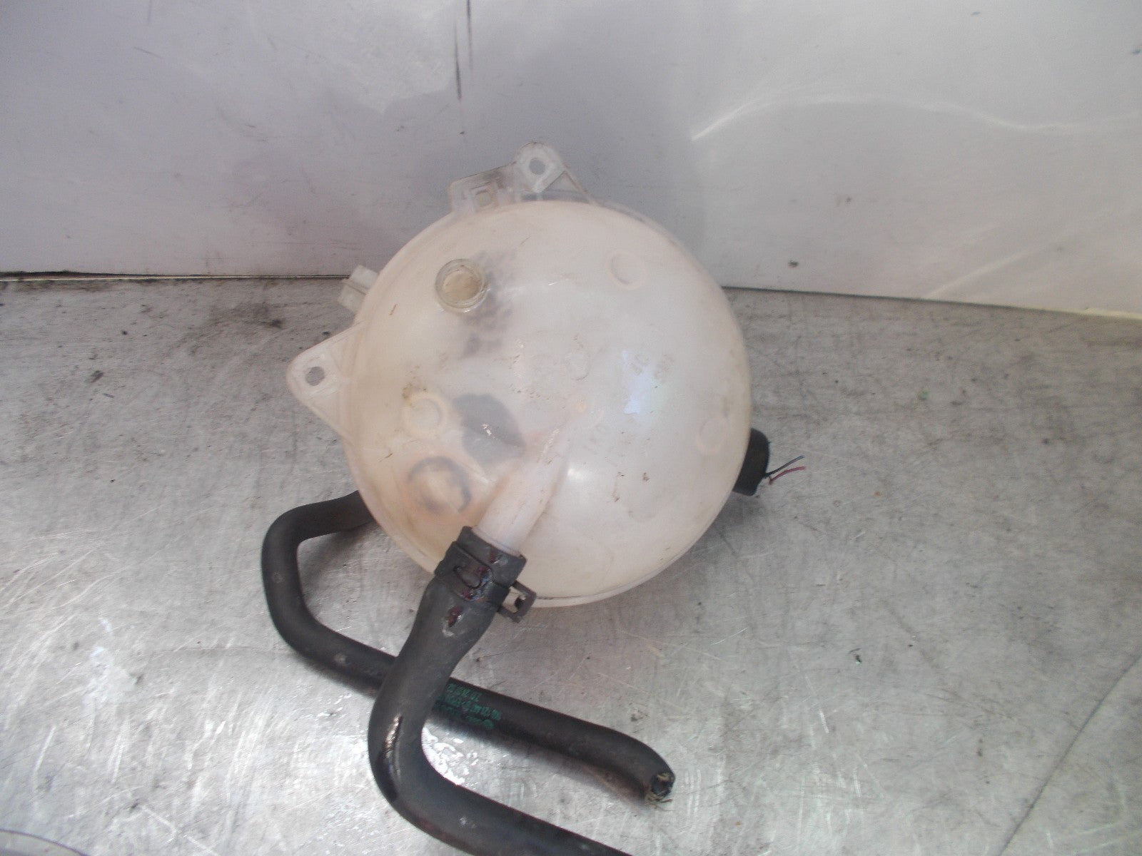VOLKSWAGEN AUDI SEAT COOLANT BOTTLE TANK / HEADER TANK 1K0121407