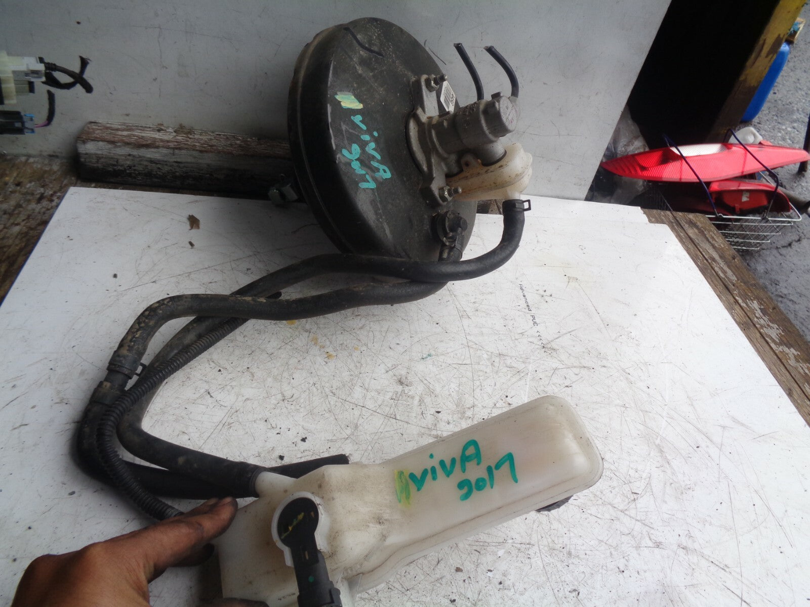 VAUXHALL VIVA 2017 BRAKE MASTER CYLINDER WITH SERVO