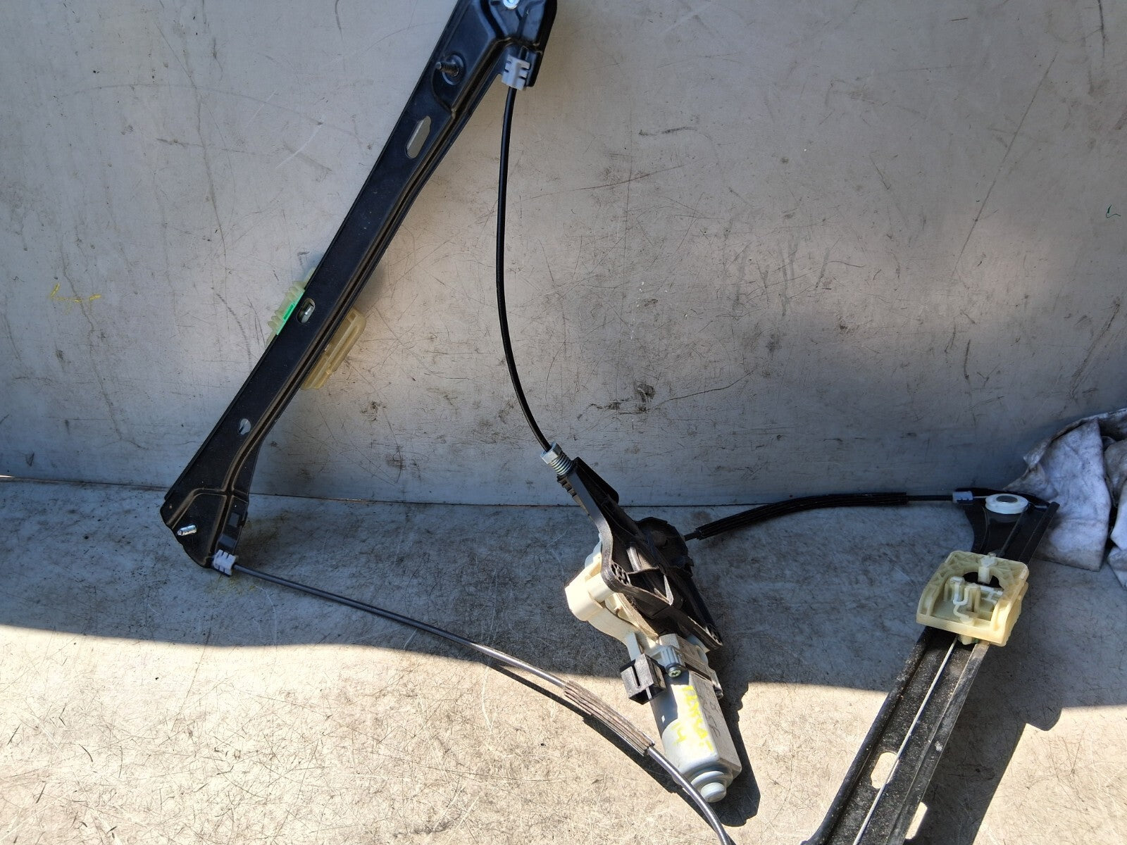 VOLKSWAGEN PASSAT B8 2019 NSF PASSENGER SIDE WINDOW MOTOR & REGULATOR 3G0837461