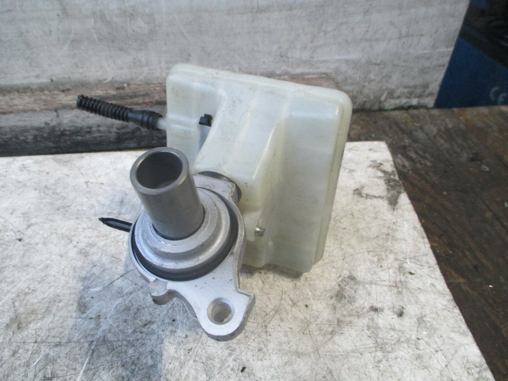 BMW MINI COOPER ONE 2010 R56 1.6 DIESEL BRAKE MASTER CYLINDER