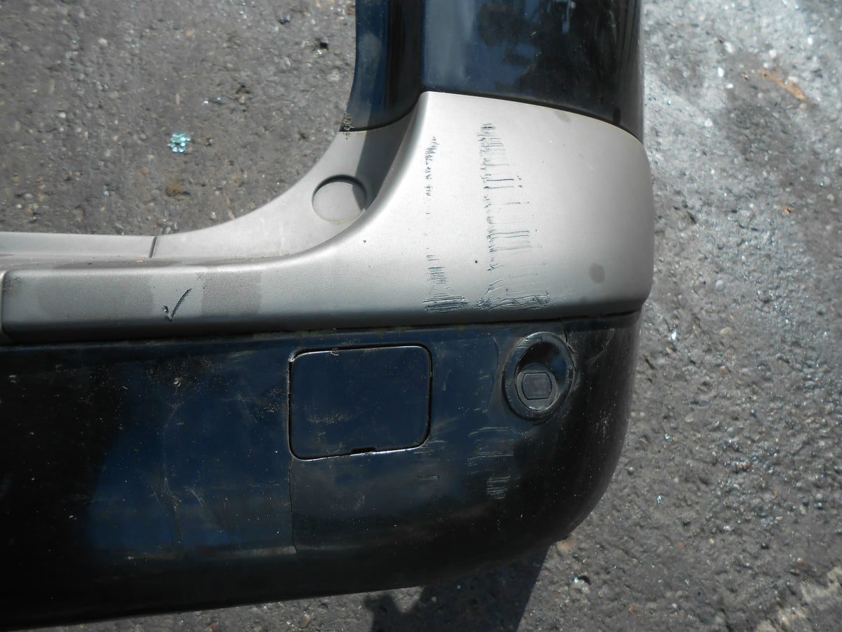 RENAULT LAGUNA MK2 2004 ESTATE COMPLETE REAR BUMPER BLACK