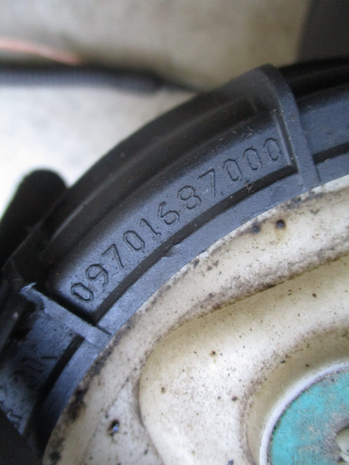 2012 RENAULT TRAFIC VIVARO 2.0 DIESEL FUEL SENDING UNIT PUMP