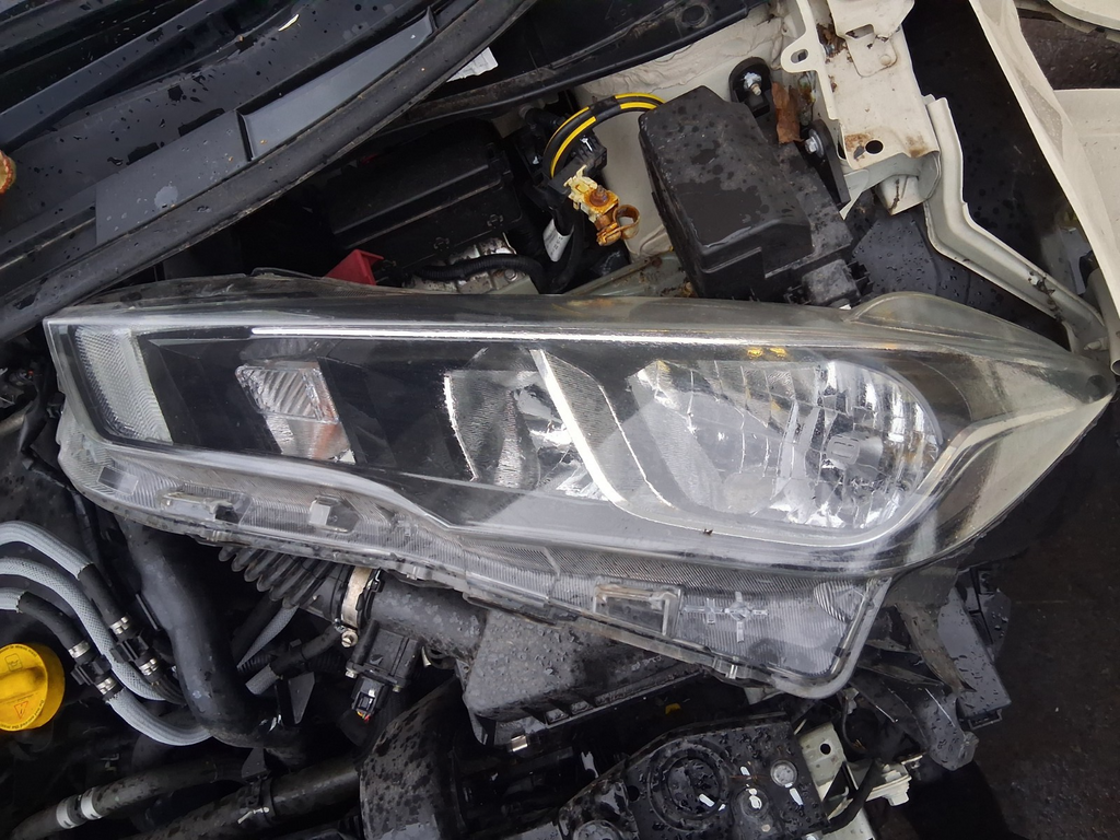2018 NISSAN MICRA K14 NSF PASSENGER SIDE FRONT LEFT HEADLIGHT 260605FF0A