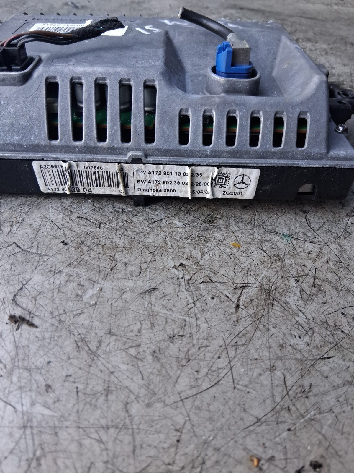 2015 MERCEDES C CLASS W204 MULTIMEDIA DISPLAY SCREEN UNIT HEAD A1729011302