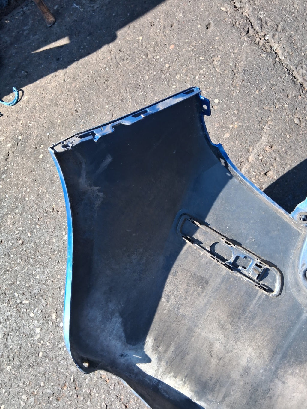 2008 RENAULT CLIO MK3 COMPLETE REAR BUMPER BLUE