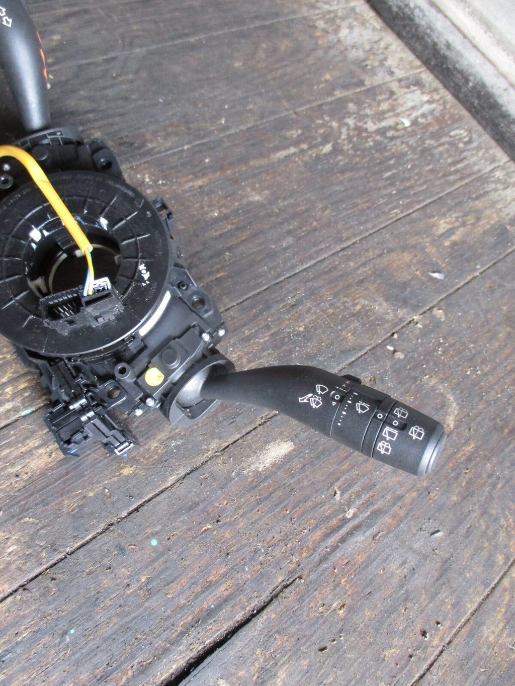 MG 3 2014 INDICATOR AND WIPER STALKS 654466978