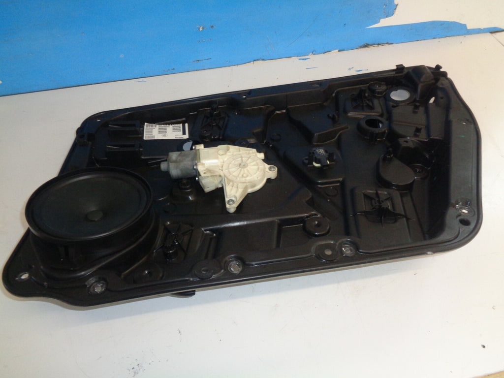 MERCEDES BENZ A-CLASS 2018 W176 A200D AMG DRIVER SIDE WINDOW MOTOR & REGULATOR