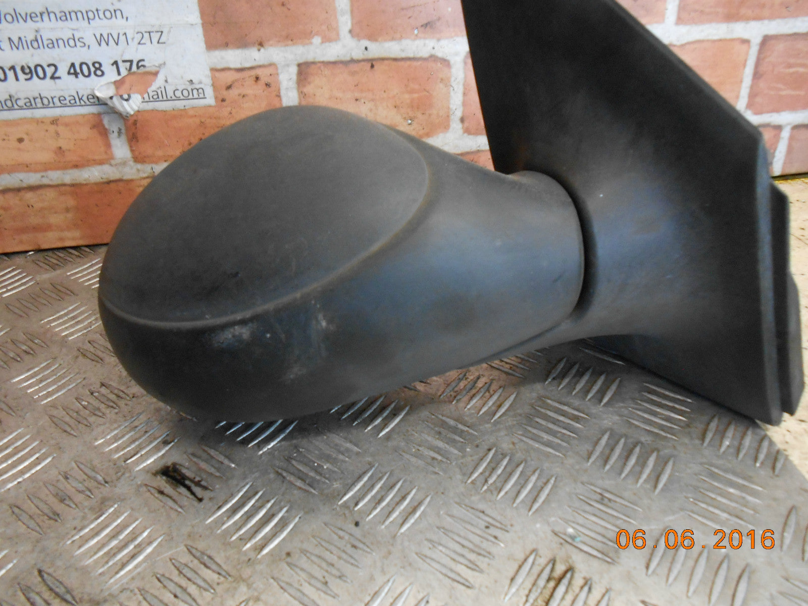 CITROEN C2 2004 OS DRIVER SIDE ELECTRIC WING DOOR MIRROR BLACK PLASTIC
