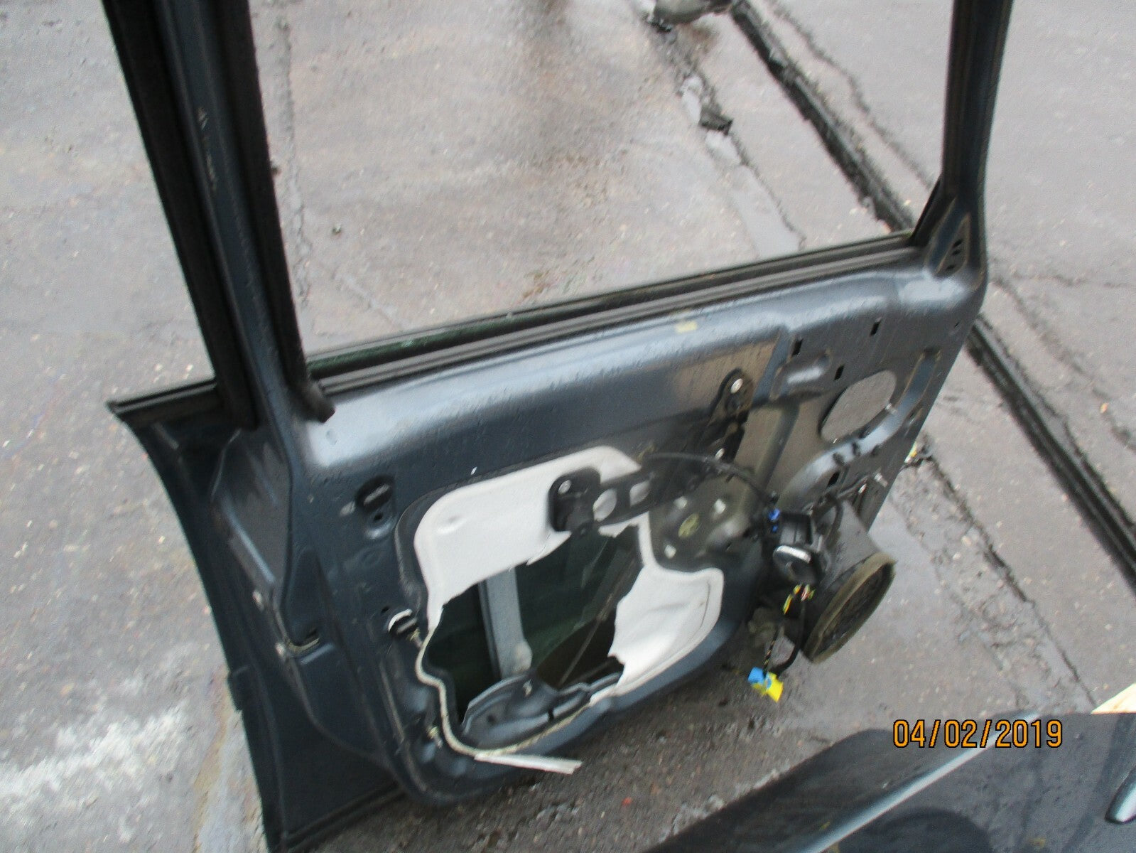 CITROEN C4 PICASSO NSF PASSENGER SIDE FRONT DOOR BARE EZWD GRIS FER