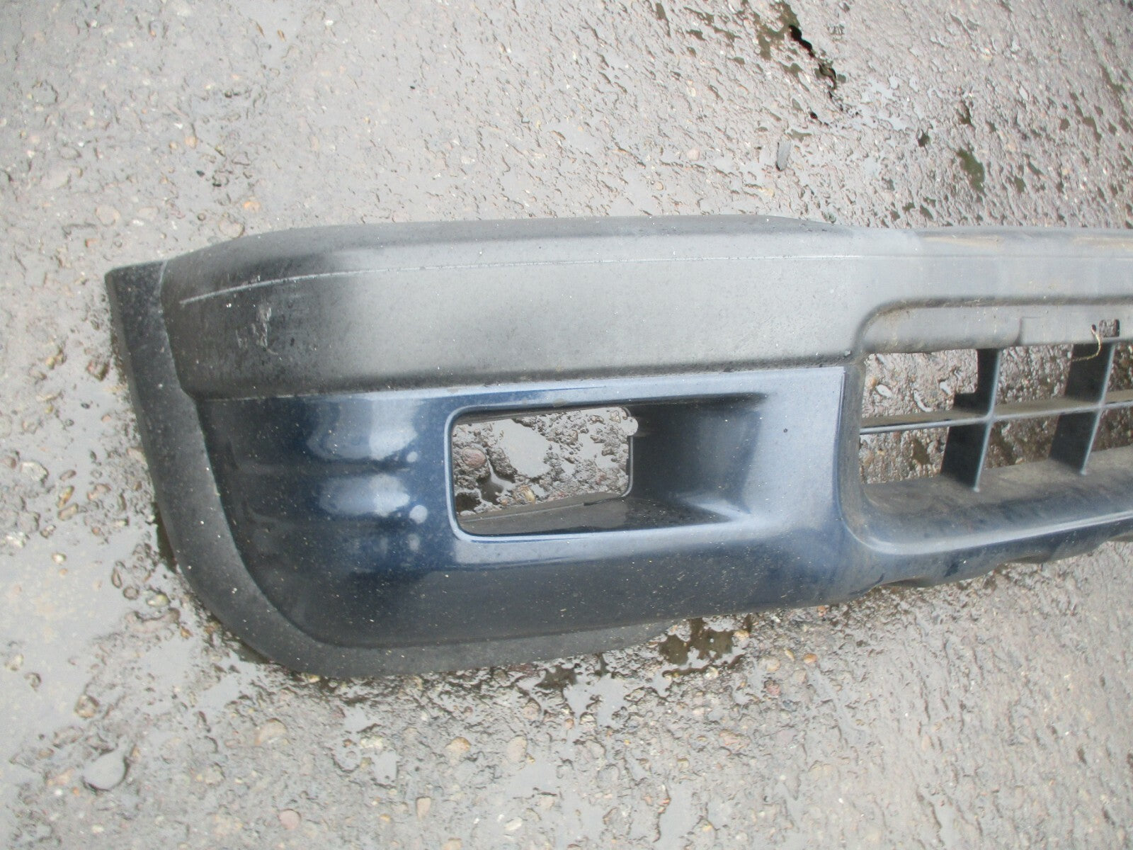 VAUXHALL FRONTERA 2000 FRONT COMPLETE BUMPER BLUE