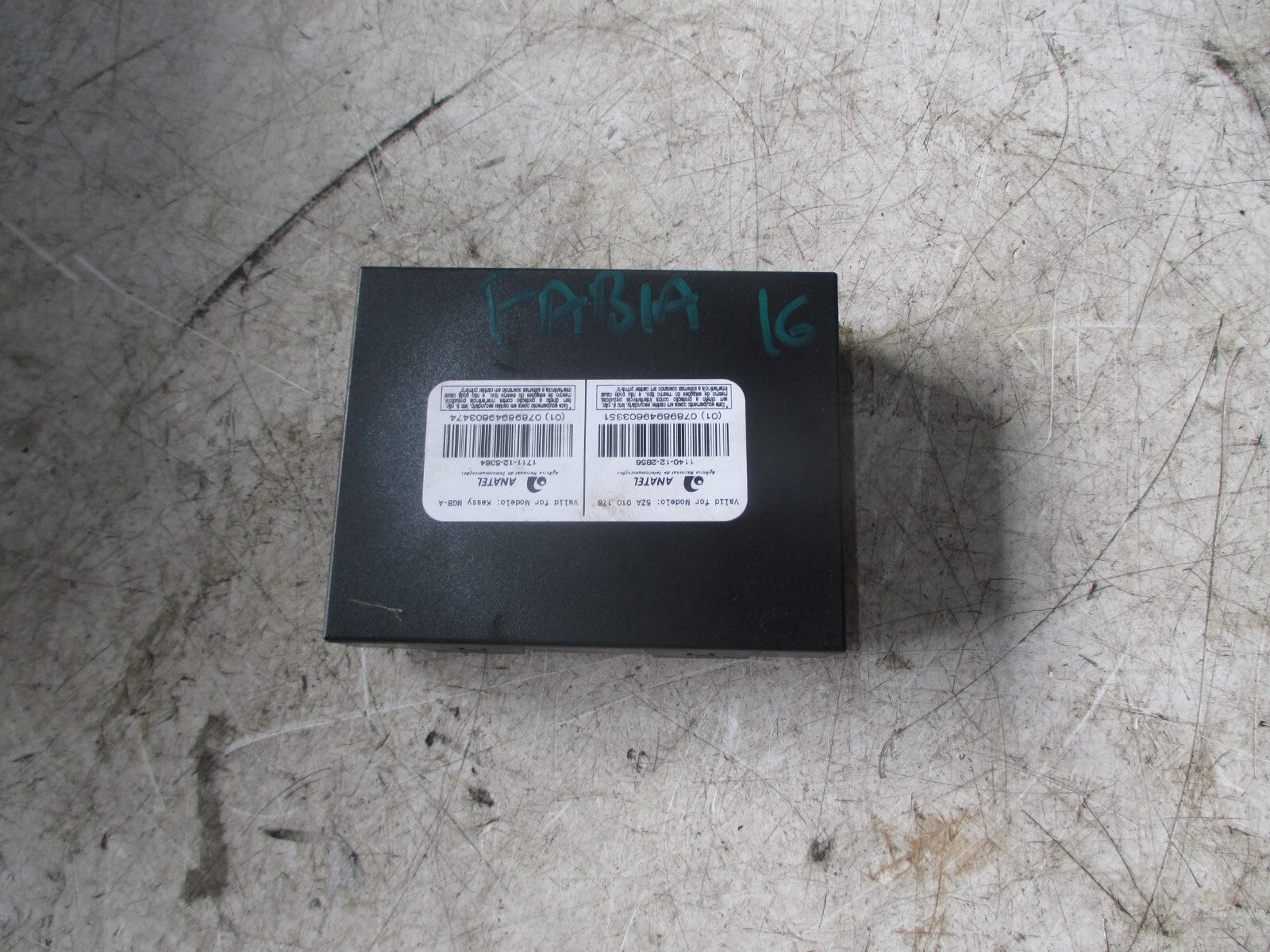 AUDI A3 8P KEYLESS ENTRY CONTROL MODULE 5Q0959435B
