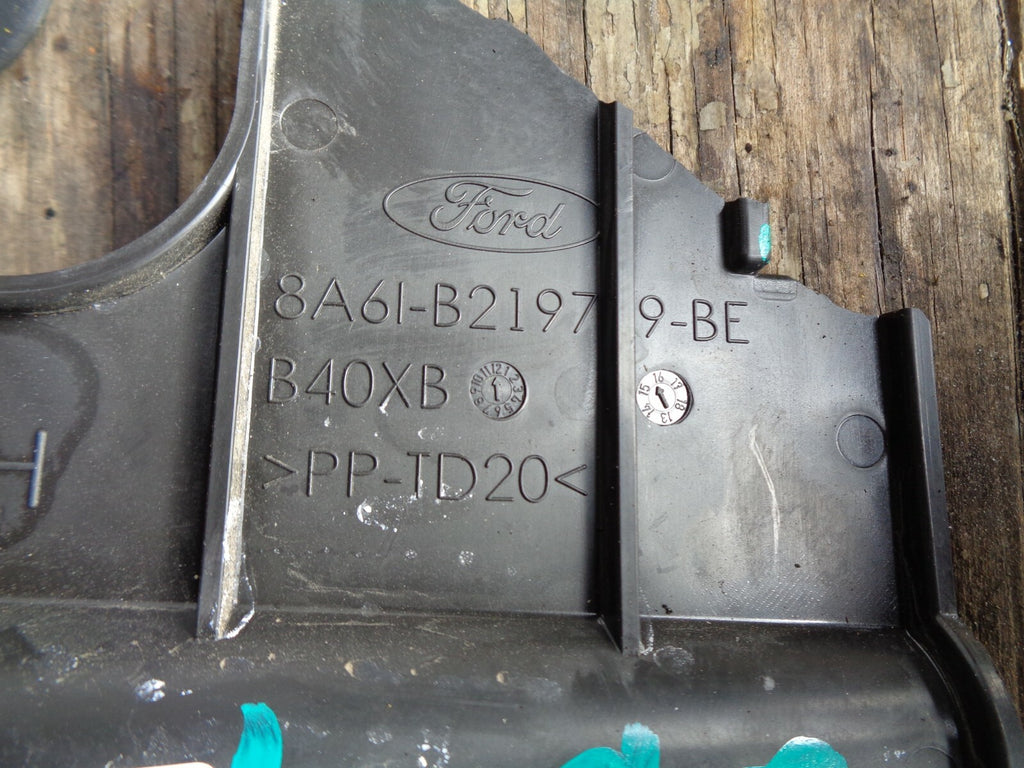 FORD FIESTA MK7 2016 NEAR PASSENGER SIDE FRONT DOOR CATCH 8A61B21979BE