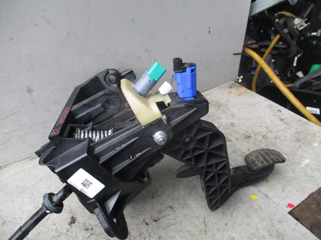 2023 RENAULT MASTER PEDAL BOX ASSEMBLY 465102209
