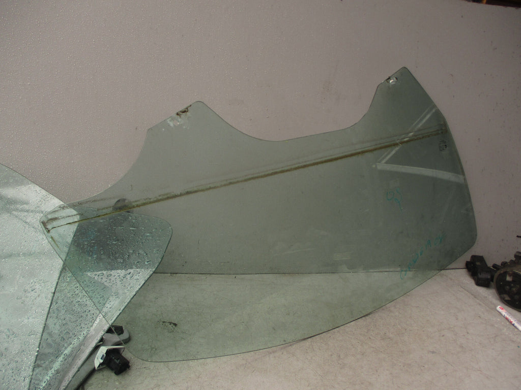 2019 VAUXHALL CORSA E OSF DRIVER SIDE FRONT RIGHT WINDOW DROP GLASS 43R000479