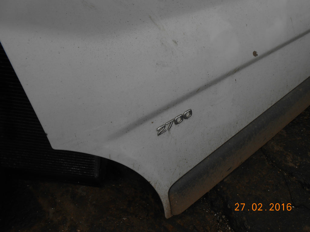 VAUXHALL VIVARO 2003 NSF PASSENGER  SIDE FRONT BARE DOOR TRIM  HINGE WHITE