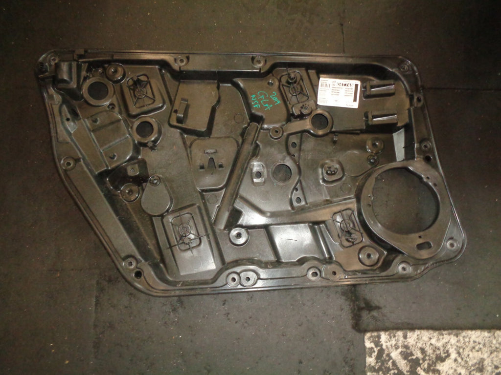MERCEDES GLA MK1 X156 2019 NSF PASSENGER FRONT WINDOW REGULATOR MECHANISM ONLY