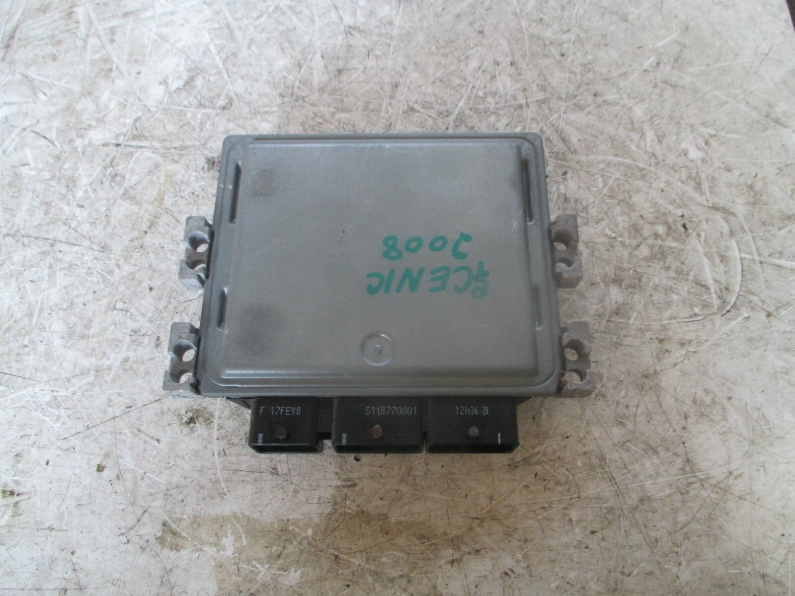 RENAULT SCENIC 2008 MK2 ENGINE CONTROL MODULE ECU 8200843713