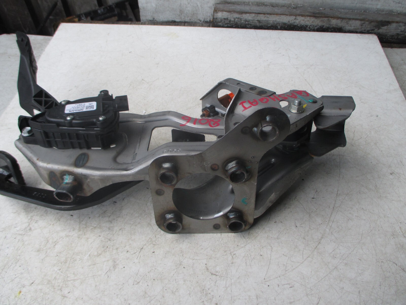NISSAN QASHQAI MK2 J11 2016 PEDAL BOX BRAKE ACCELERATOR THROTTLE 180024BG0B