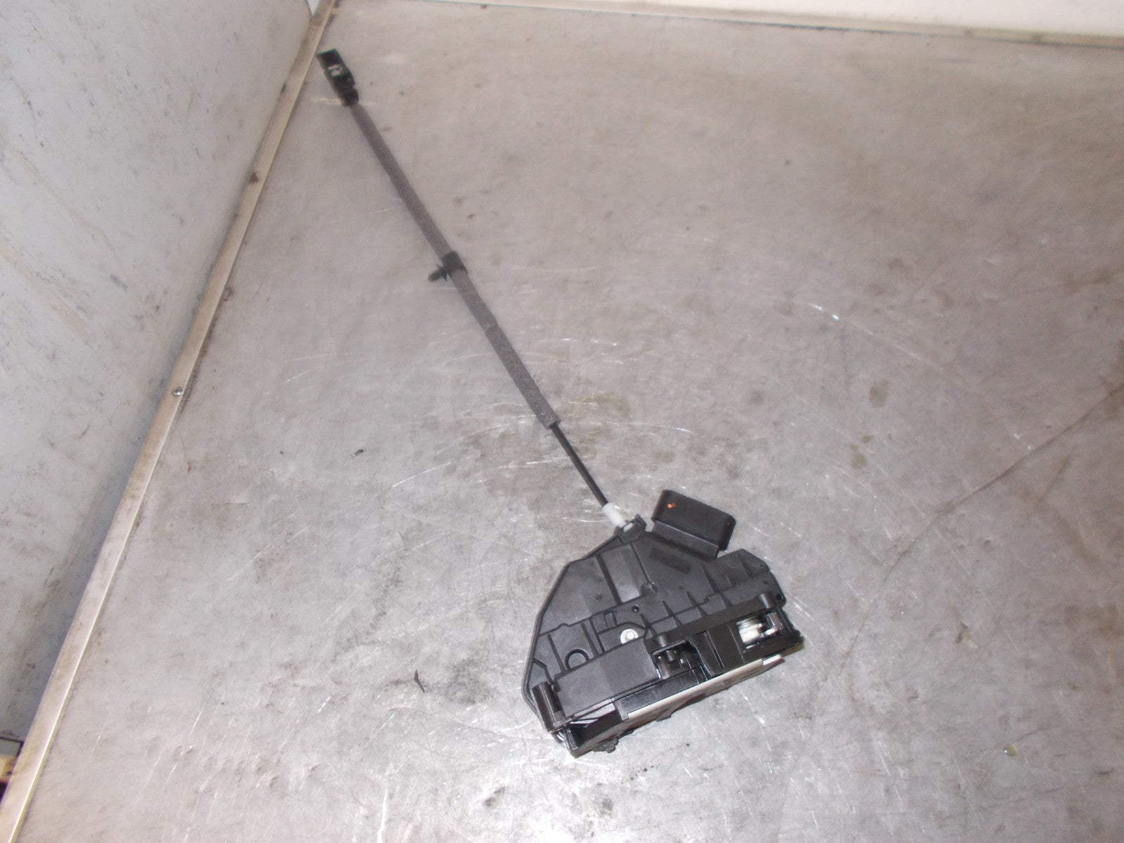 FORD FOCUS 2017 MK3 OSR DRIVER SIDE REAR DOOR LOCK MECHANISM BM5AA26412BG