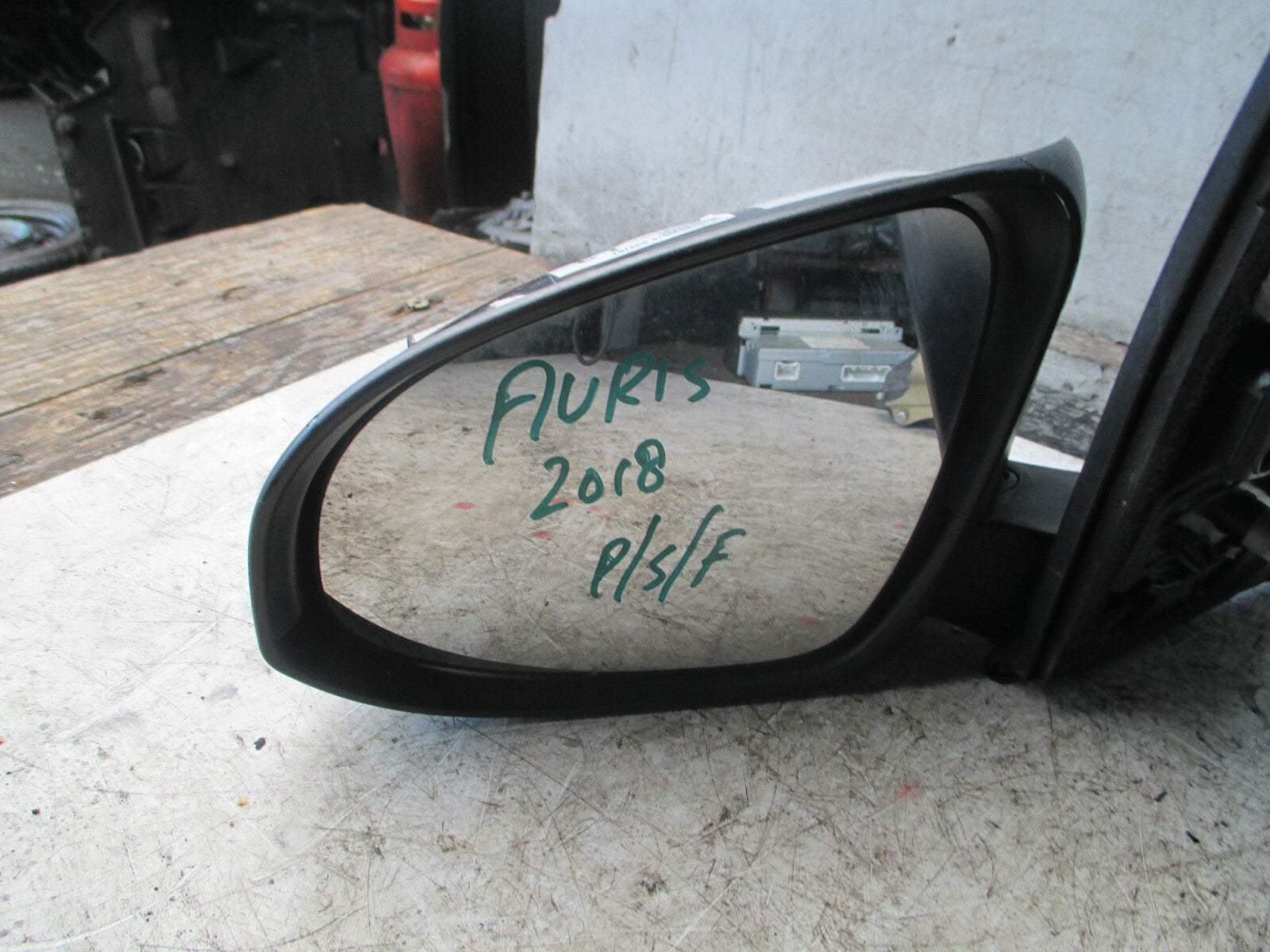 TOYOTA AURIS 2018 NS PASSENGER SIDE WING MIRROR 8794002E60
