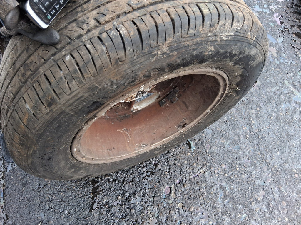 2007 NISSAN X TRAIL MK1 16 INCH ALLOY WHEEL WITH TYRE 215/65R16