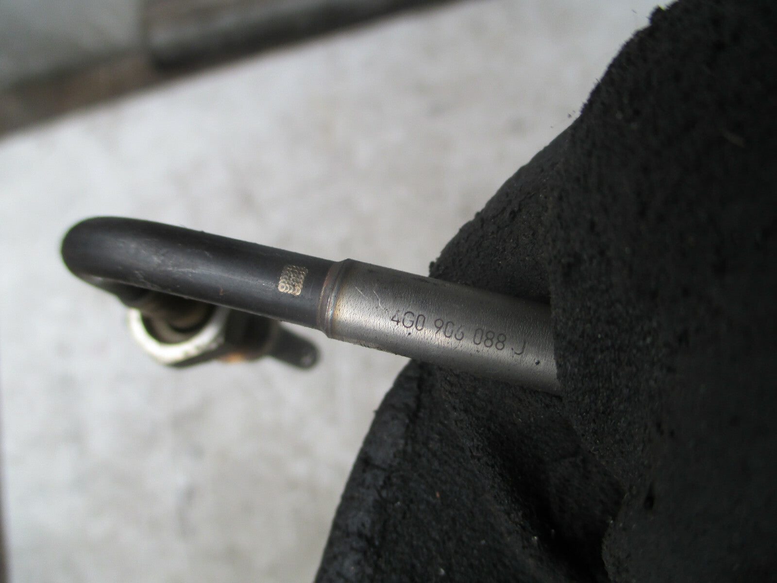 AUDI A4 2014 B8 2.0 TDI DIESEL EXHAUST TEMPERATURE SENSOR 4G0906088J