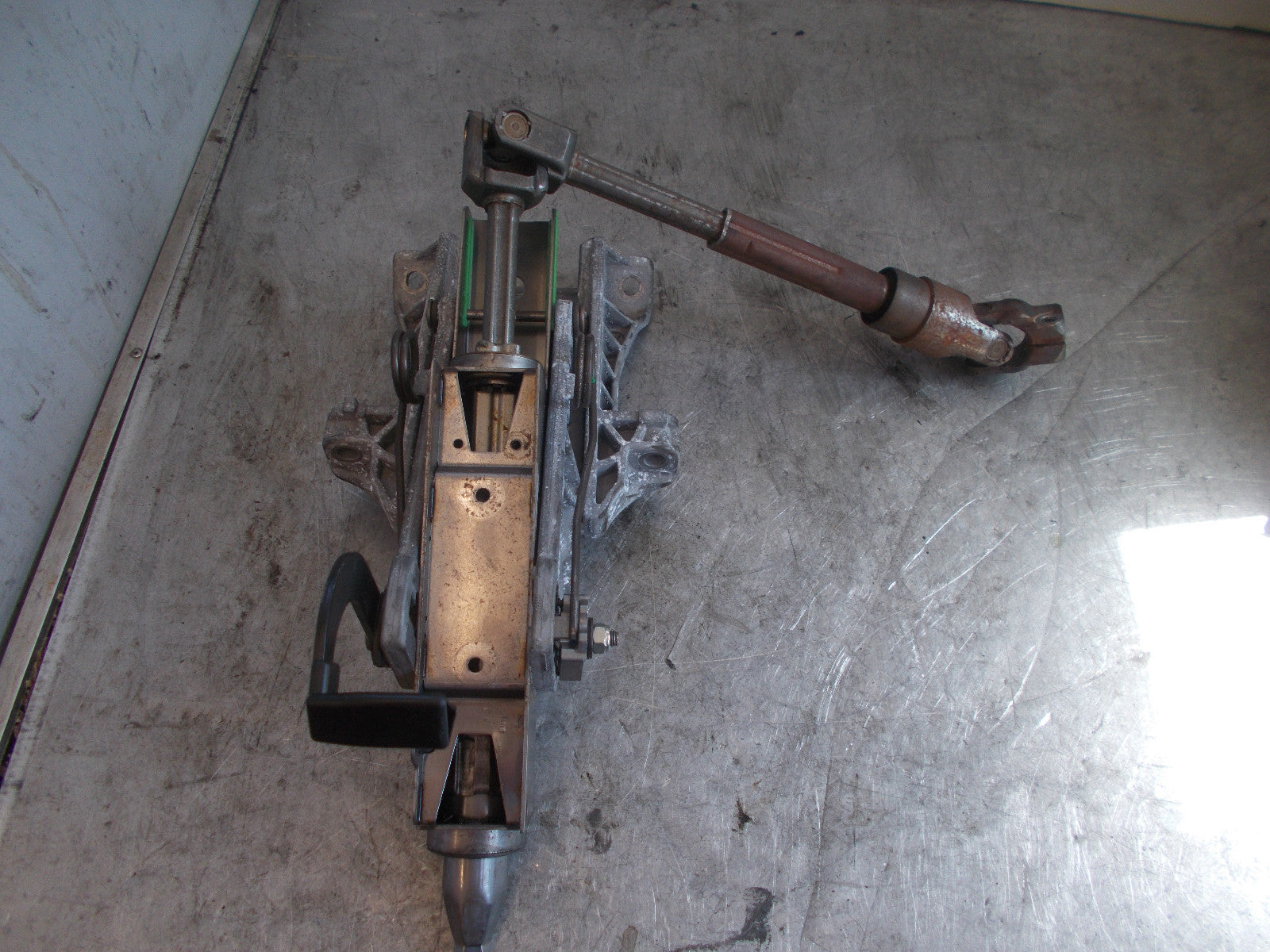 FORD FOCUS MK2 CC 2006 ADJUSTABLE STEERING COLUMN ZG520149B ELECTRIC