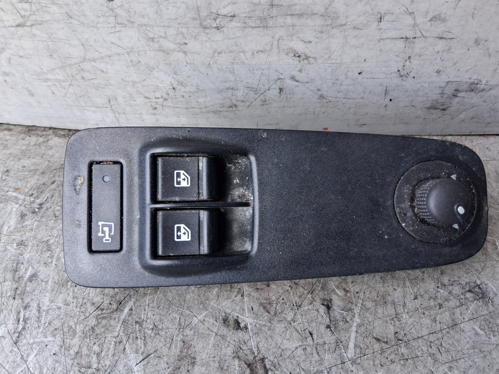 2021 PEUGEOT BOXER MK3 OSF DRIVER SIDE FRONT WINDOW CONTROL SWITCH 07356915110
