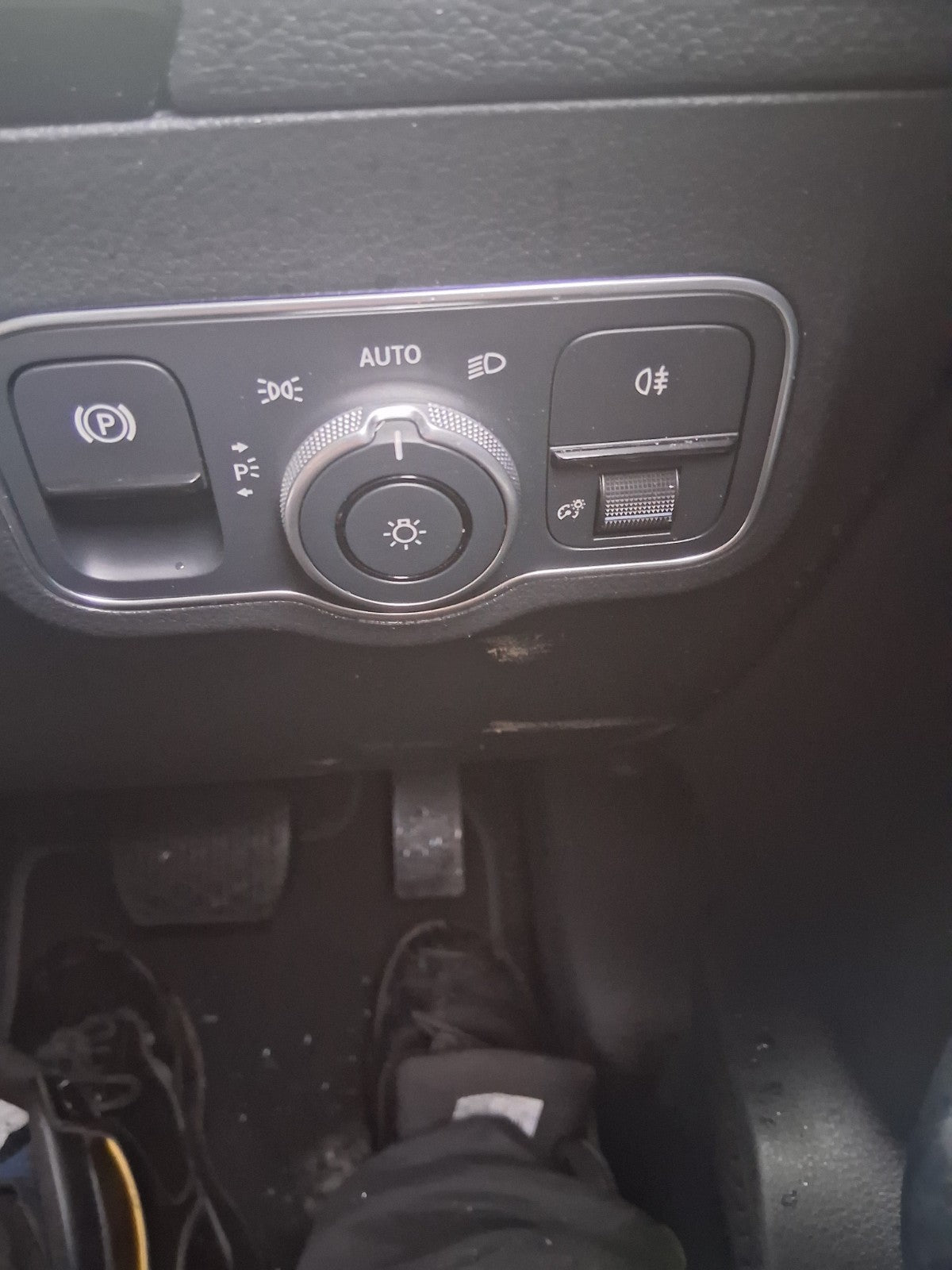 2025 MERCEDES BENZ GLA 180 H247 HEADLIGHT ADJUSTER CONTROL SWITCH PANEL