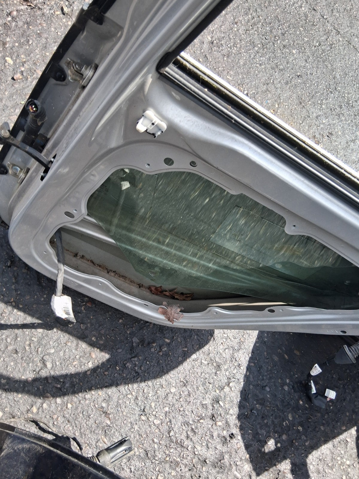 2016 VOLVO V40 D3 OSR DRIVER SIDE REAR RIGHT BARE DOOR SILVER
