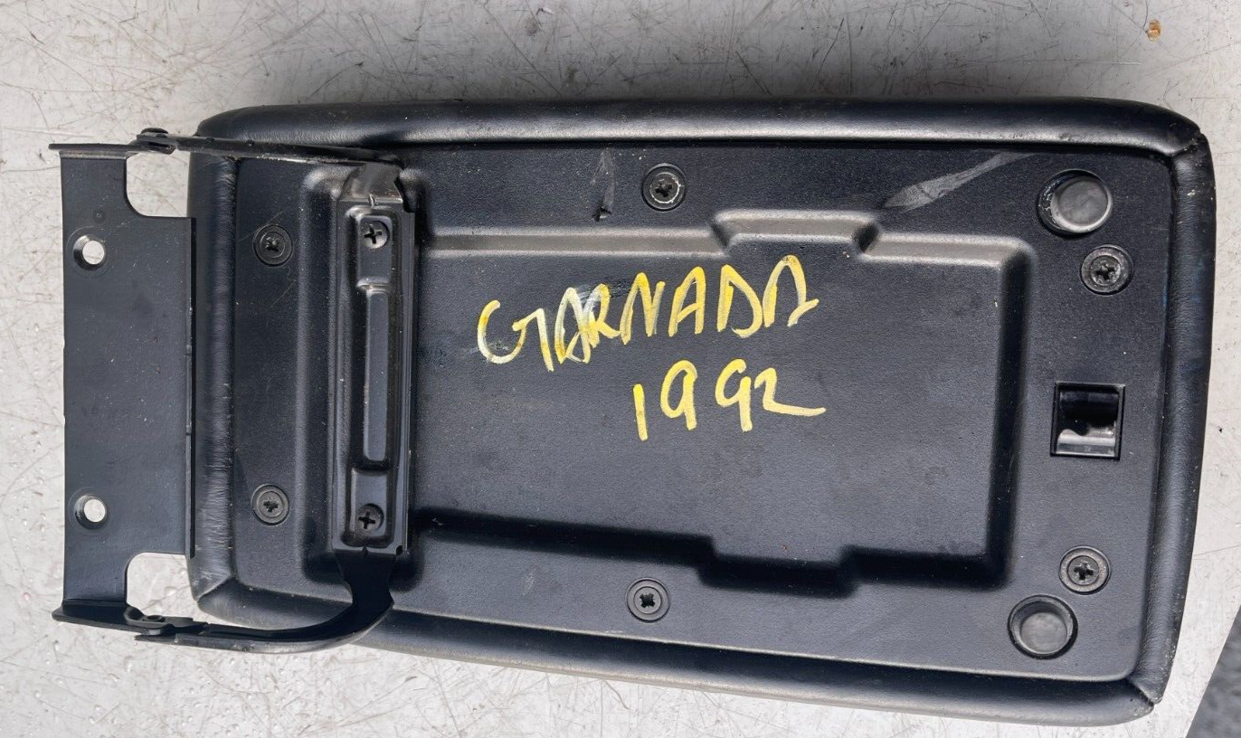 1992 FORD GRANADA LEATHER ARM REST